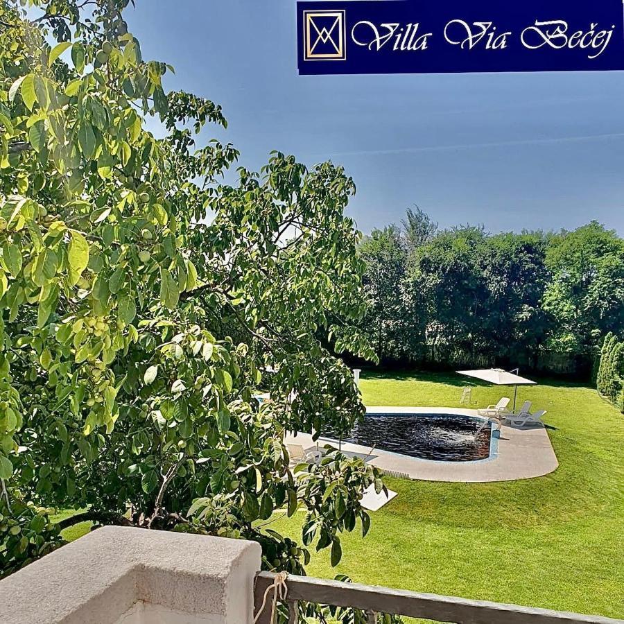 Villa Via Becej Ngoại thất bức ảnh