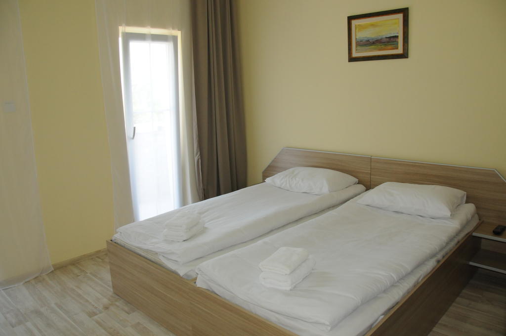 Villa Via Becej Phòng bức ảnh